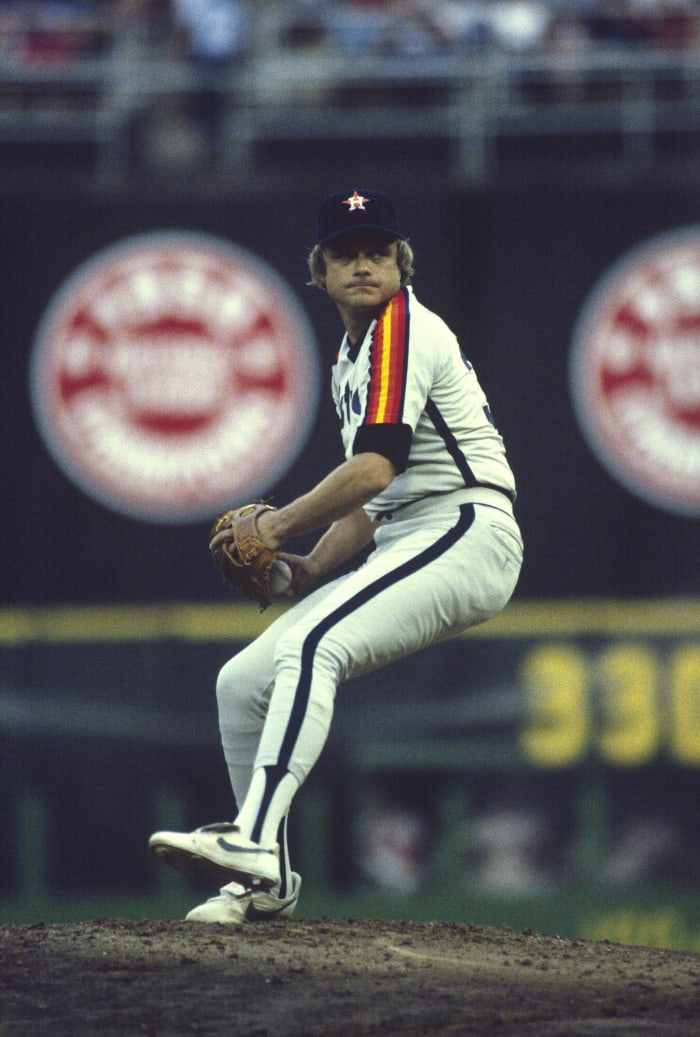 Joe Niekro 1975-1985 (23.2 WAR)