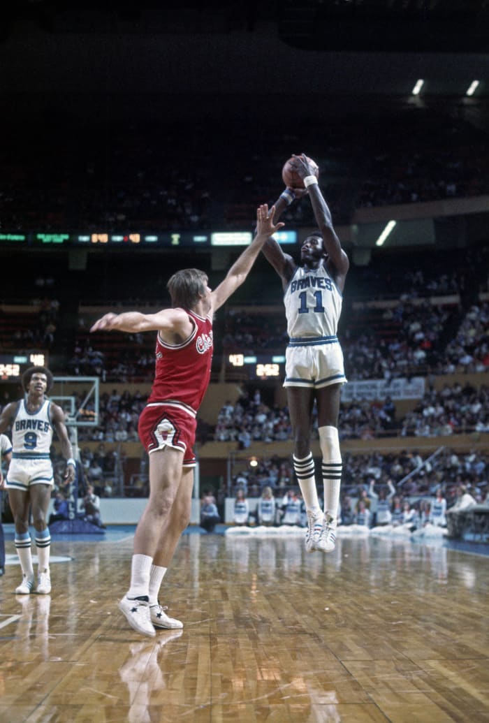 Los Angeles Clippers: Bob McAdoo