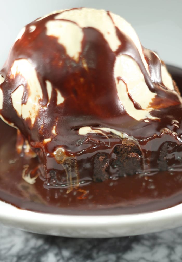 Chocolate fudge brownies