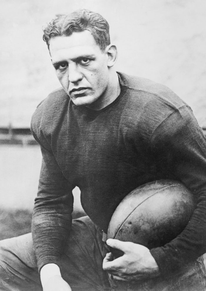 Red Grange: The Galloping Ghost