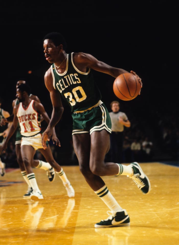 Cedric Maxwell (8,311)