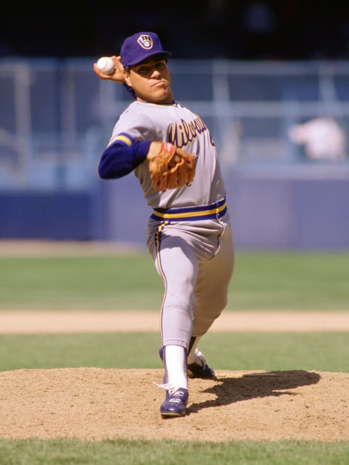 Teddy Higuera 1985-1991, 1993-1994 (30.3 WAR)