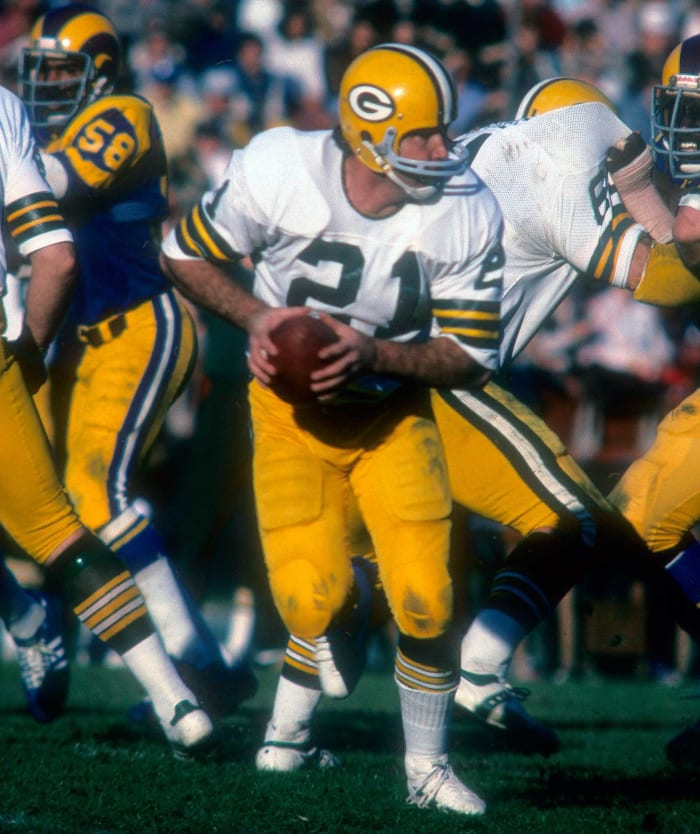 1974: Rams trade QB John Hadl to Packers