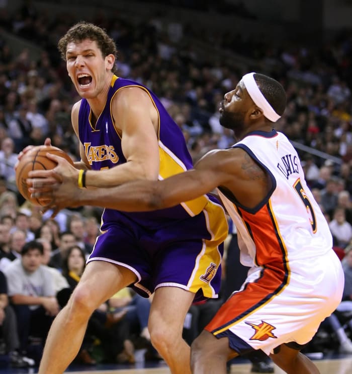 Los Angeles Lakers - Luke Walton (32)