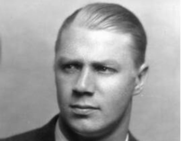 Johnny Kitzmiller, Halfback (1928-30)