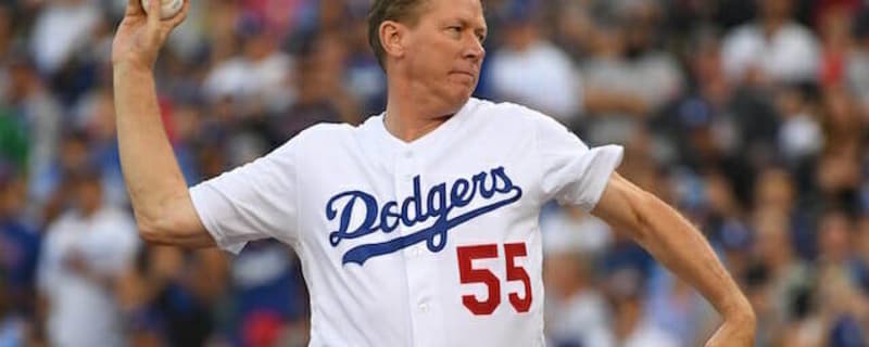 What is the patch on the Dodgers' uniforms? Los Angeles paying tribute to Vin  Scully