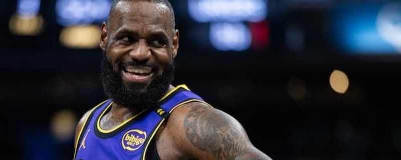 Byron Scott Doesn’t Believe LeBron James Deserves Lakers Statue Yet