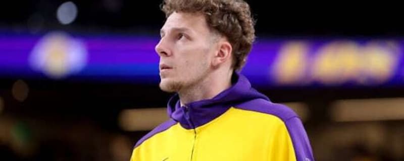 Lakers Sign Center Kylor Kelley