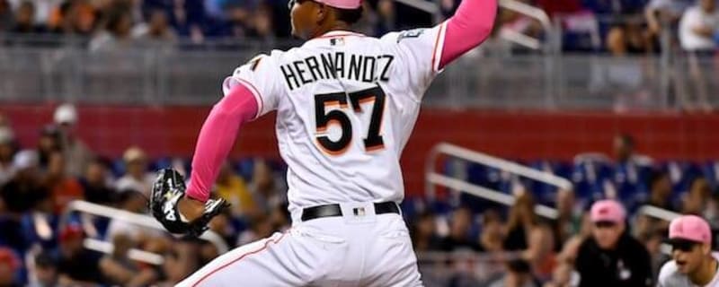  Elieser Hernández Signed To Minor League Deal