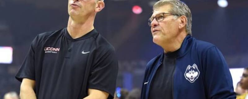 UConn’s Geno Auriemma Joked With Dan Hurley About Coaching Lakers