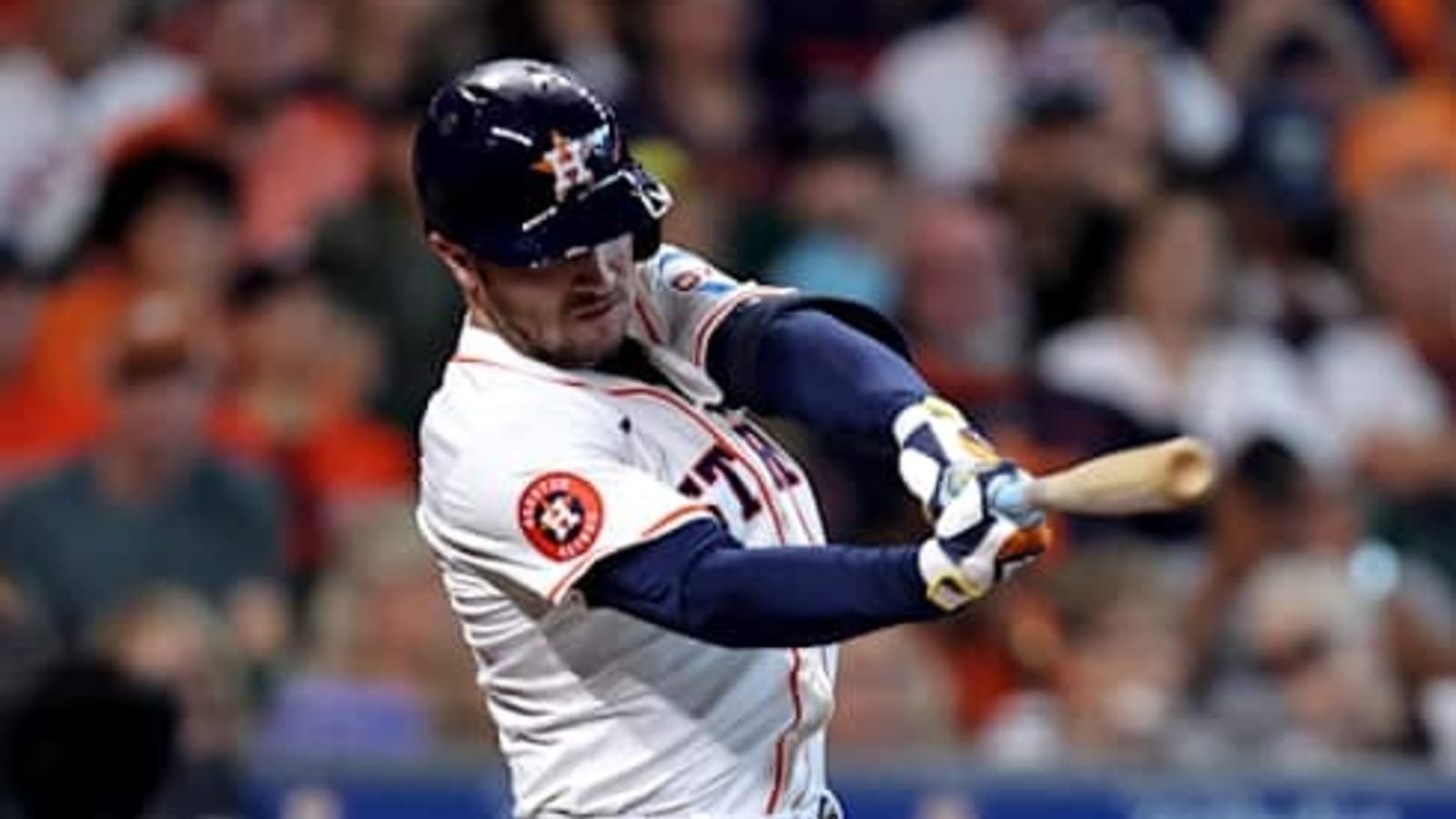 Alex Bregman's wife could have impact on potential Houston Astros reunion