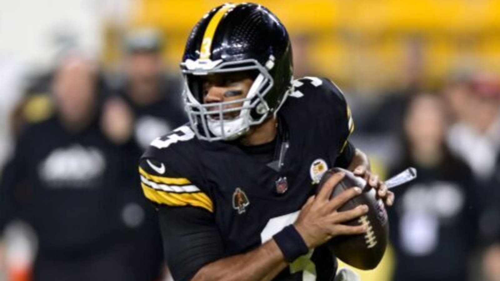 Primanti Bros. Creates Sandwich for Russell Wilson after Cooking Jets