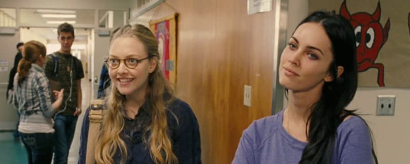 Amanda Seyfried can't critique "perfect movie" 'Jennifer’s Body'