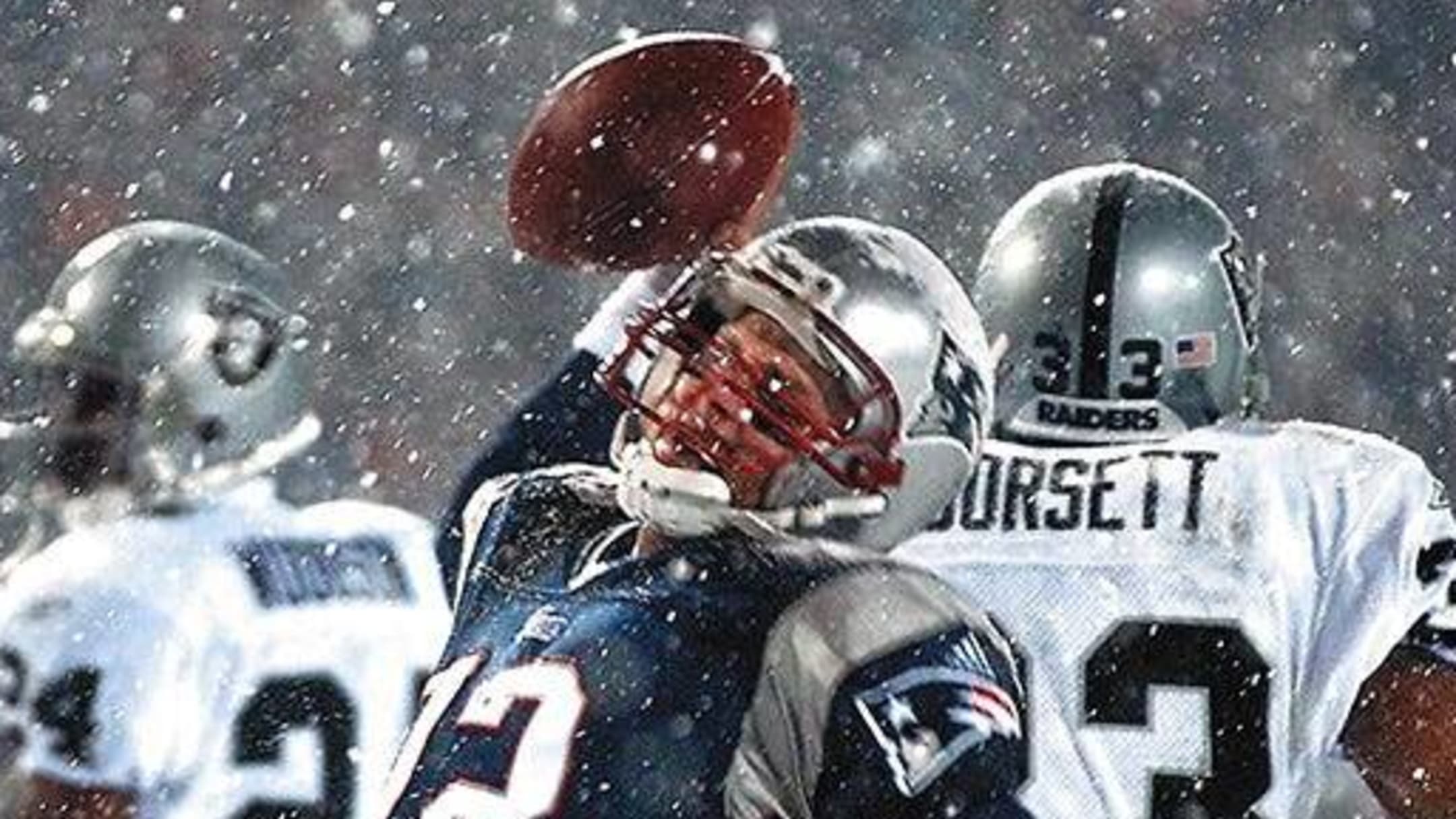 Tom Brady Applies Eye Black To Crow's Feet