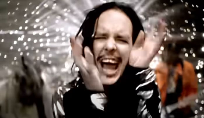 "Freak on a Leash," Korn