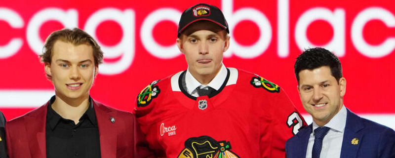 Blackhawks sign No. 2 pick to entry-level contract