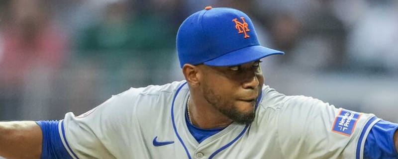 Veteran righty elects free agency after clearing waivers