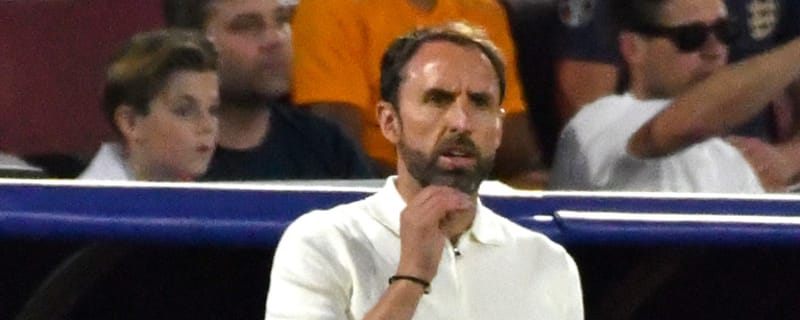 England wins its Euro 2024 group unconvincingly