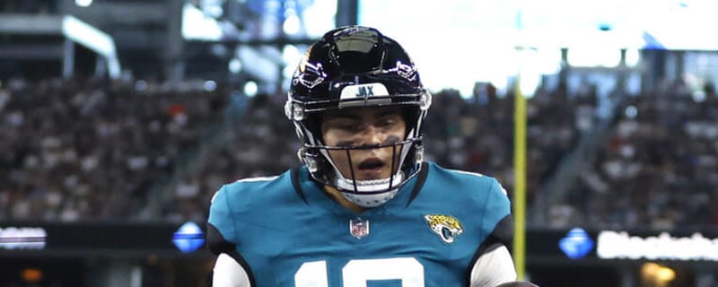 Watch: Jaguars QB escapes sack for improbable touchdown, play of the preseason