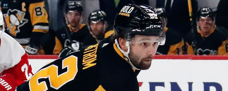 Penguins re-sign Bemstrom after not extending qualifying offer