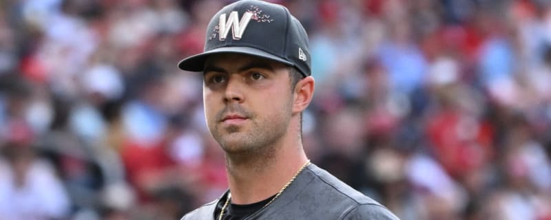 Watch: Nationals teammates get into it in dugout