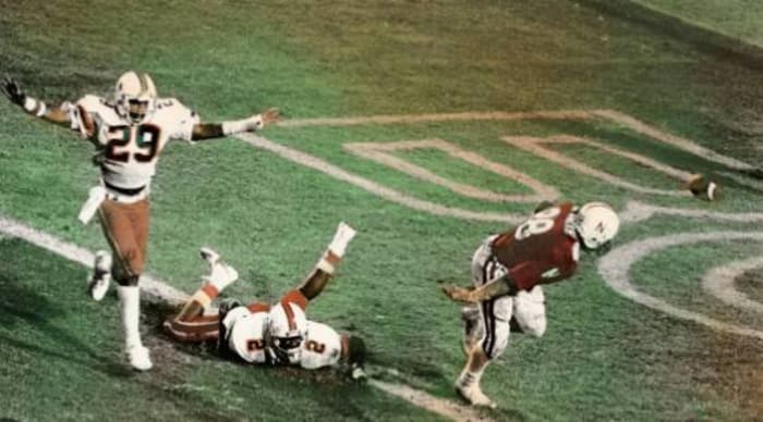 1984: Miami, Fla. 31, Nebraska 30