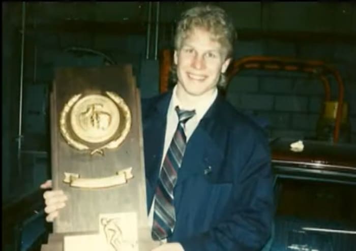 Tony Hrkac, Forward, North Dakota (1986-87)