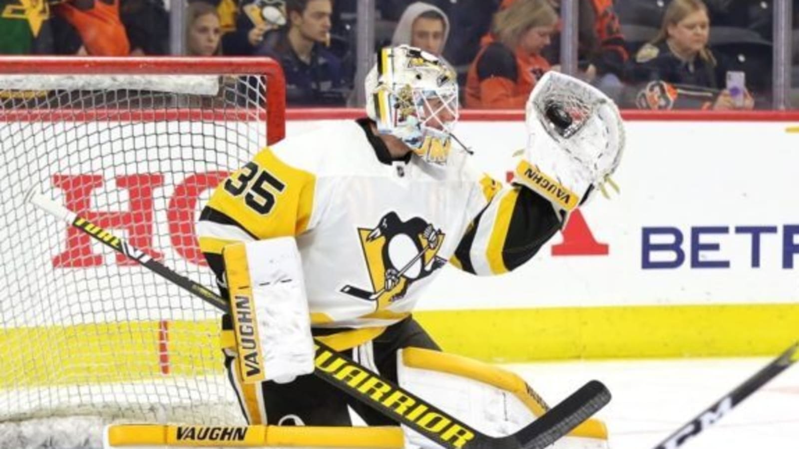 Tristan Jarry Stands Tall in Penguins’ 2-1 Win Over the Bruins