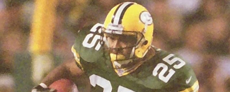 Flashback 2000: Dorsey Levens Helps Packers Win on a Day Full of Milestones and Regrets