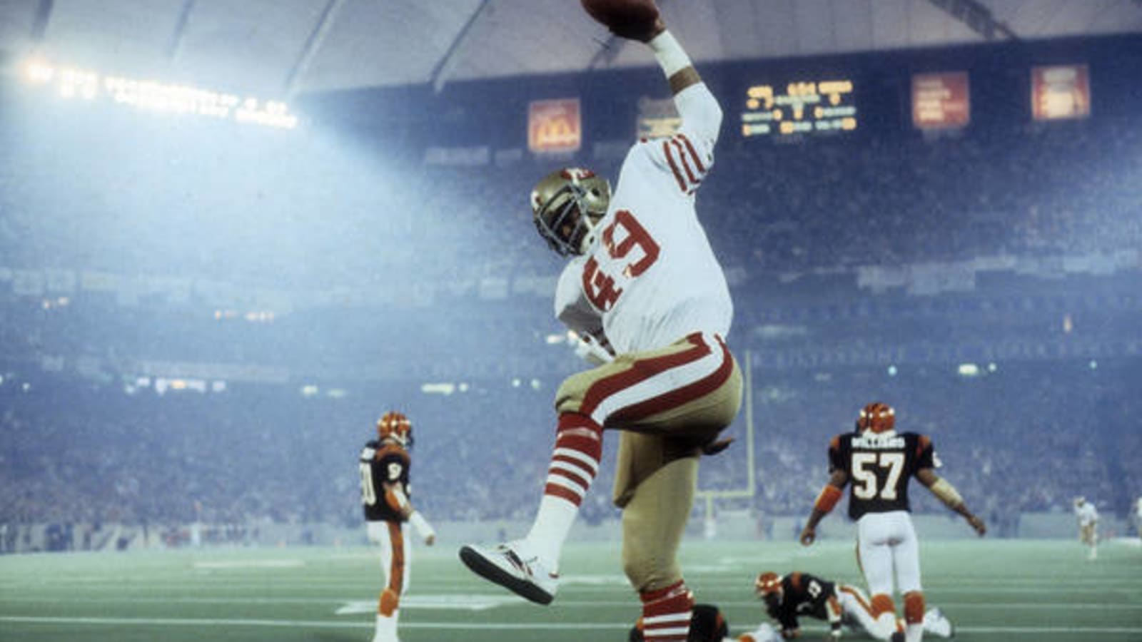 Behind the scenes: History of the Super Bowl in pictures