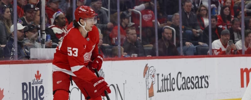 Red Wings re-sign defenseman Moritz Seider on seven-year deal