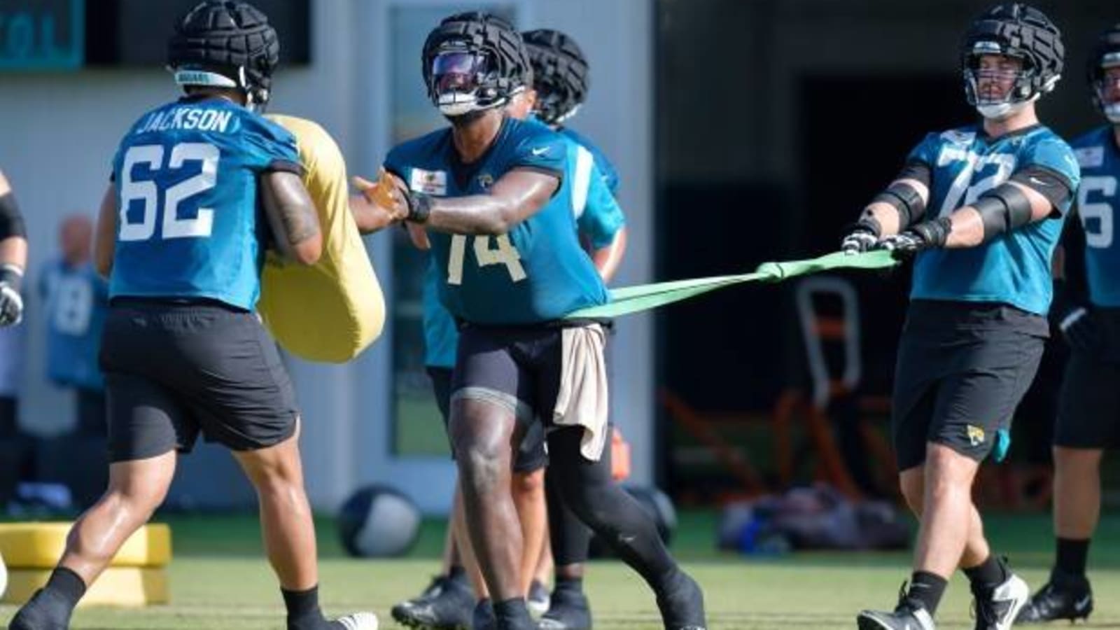 Jaguars&#39; Cam Robinson Details Suspension, New Training Camp Role