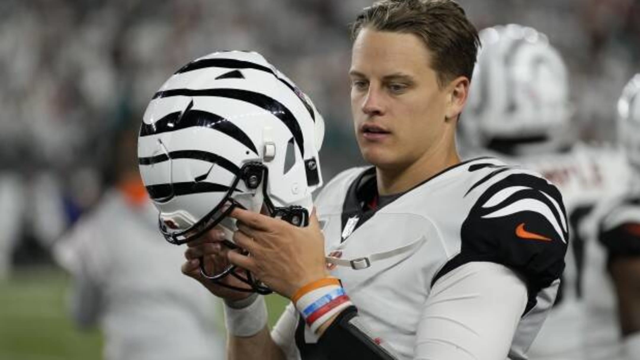 Cincinnati to wear white Bengal tiger uniforms, helmets in Pittsburgh