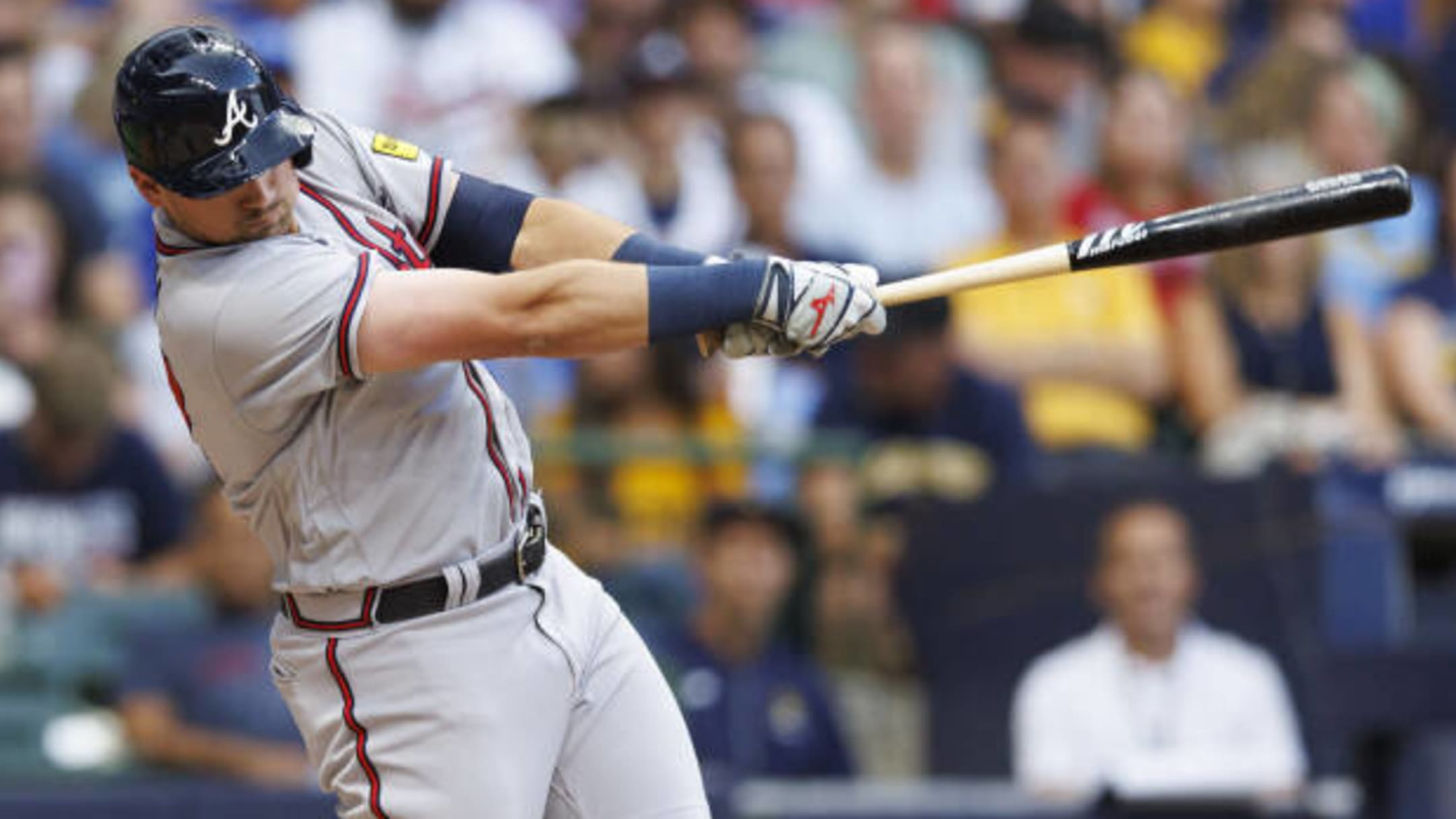 Austin Riley homers for 4th straight game to help Atlanta Braves