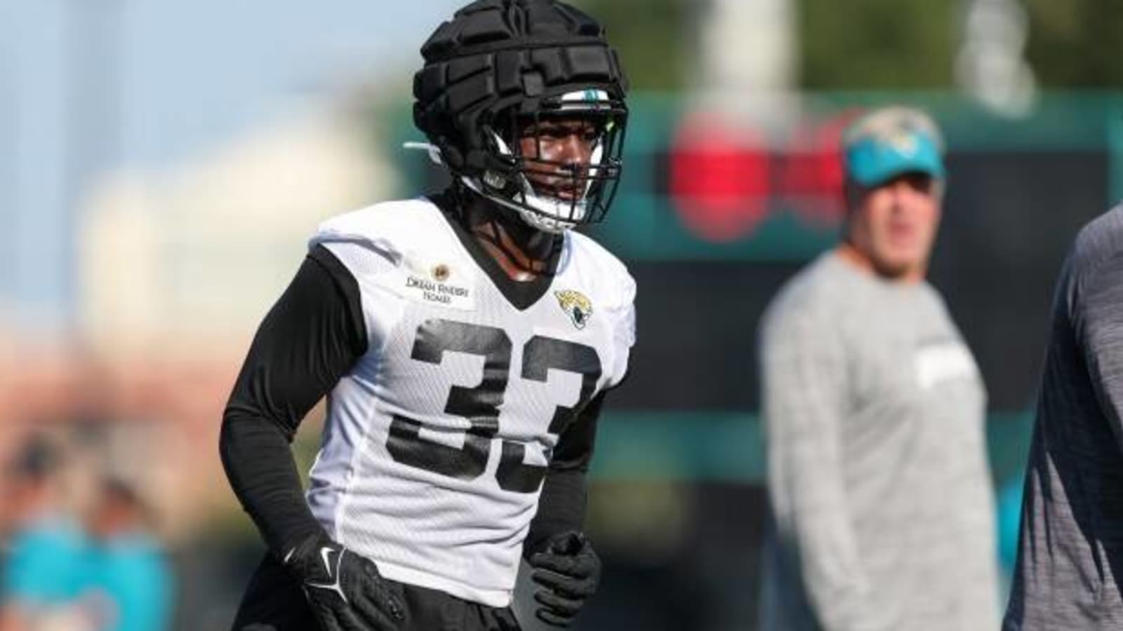 Jaguars Training Camp: Coaches See Game Slowing Down For Devin Lloyd