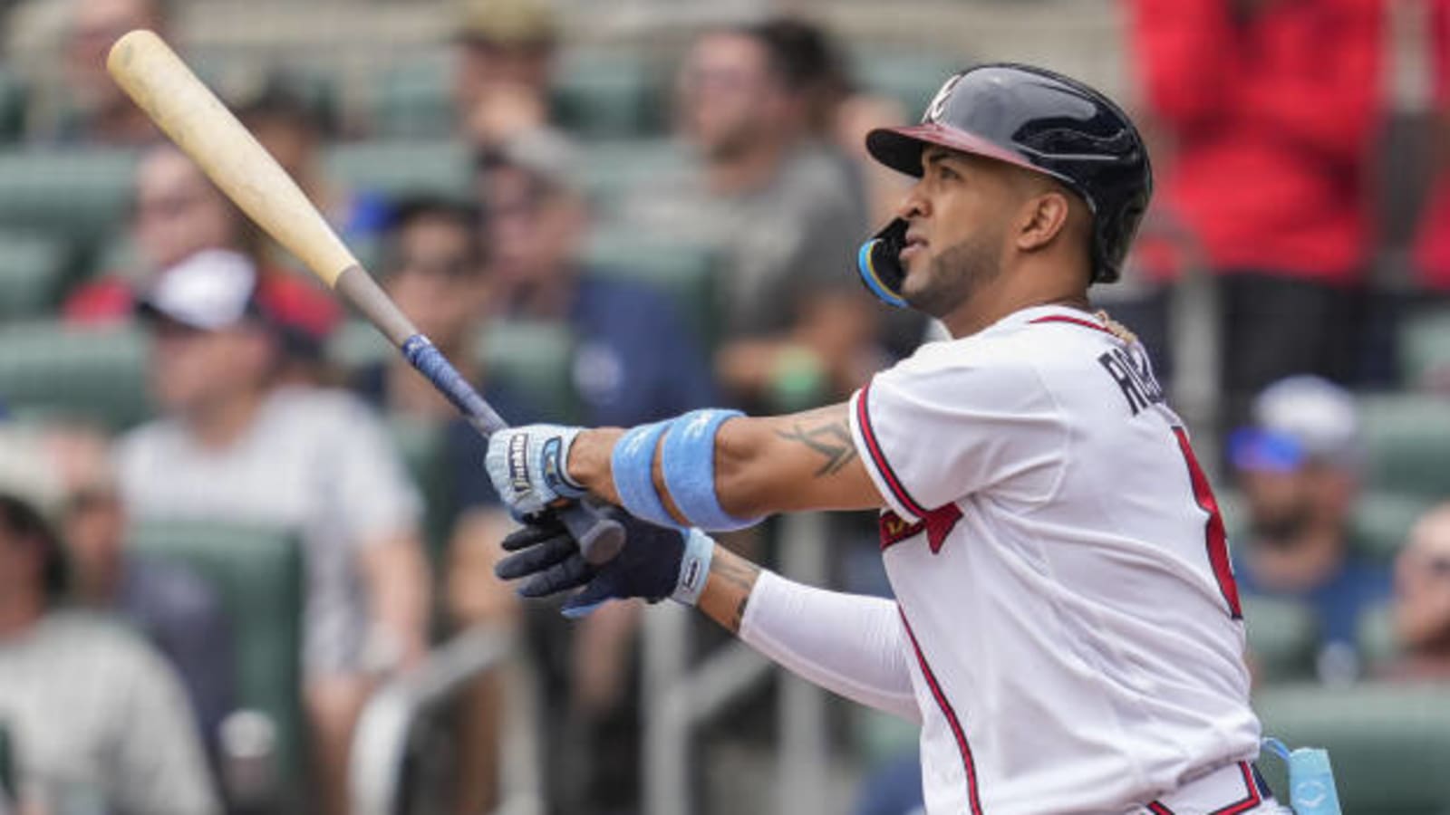 Watch: Eddie Rosario gets Atlanta on the board with a solo home run