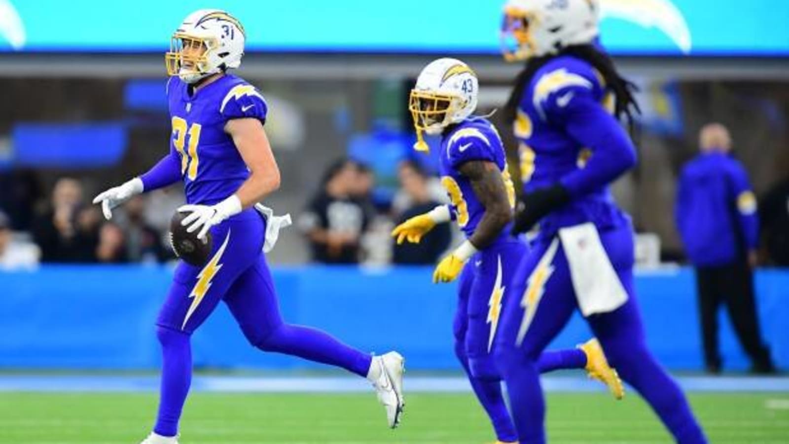 Chargers News: NFL Columnist Suggests LA Trades Former All-Rookie to AFC Rival