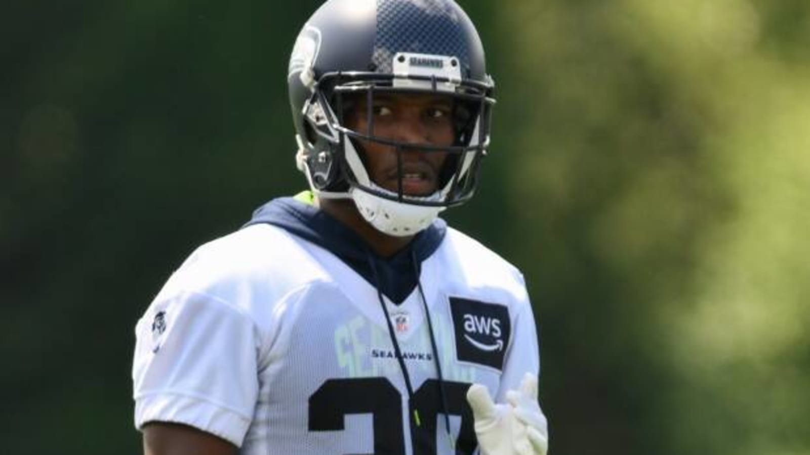 Mike Jackson, Evan Brown Creating Separation in Seahawks&#39; Competitions?