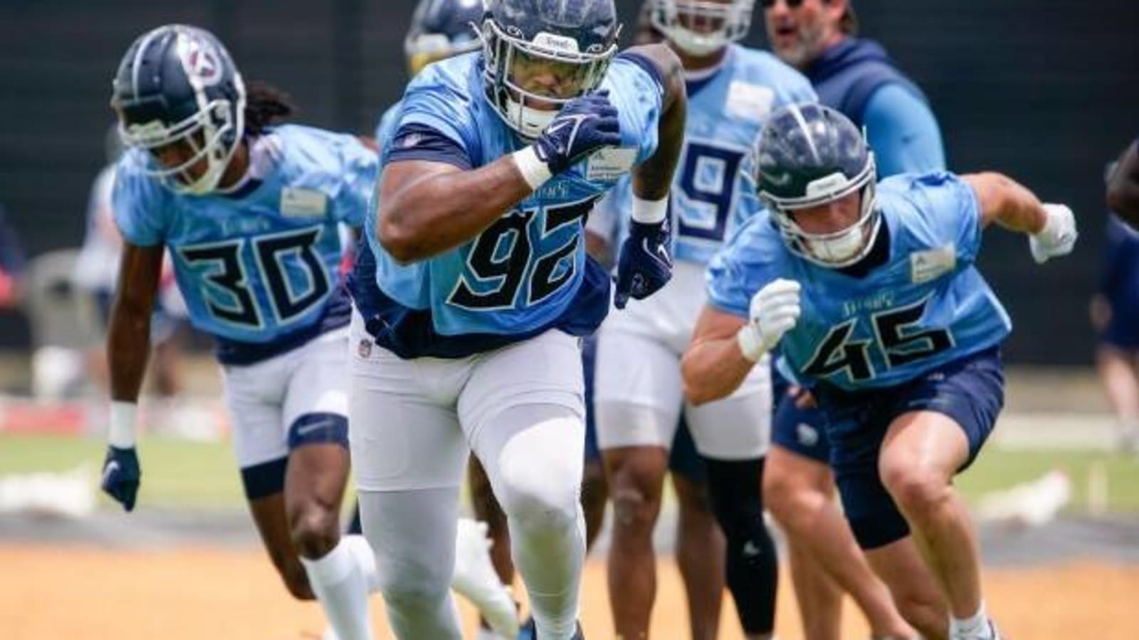 Titans DL Coach Terrell Williams Gives Major Praise to Camp Standout Jayden Peevy