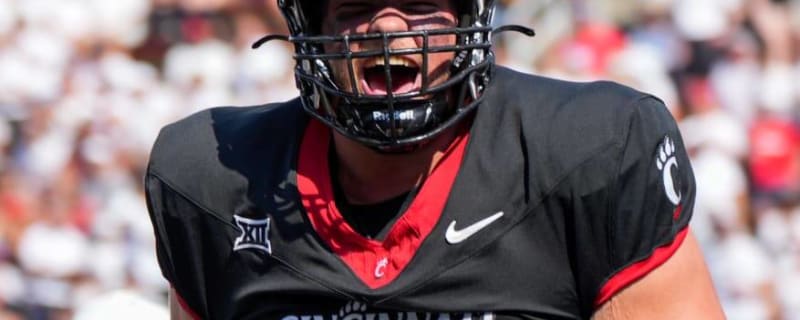 Cincinnati Football: Bearcats unveil brand new all-black uniforms