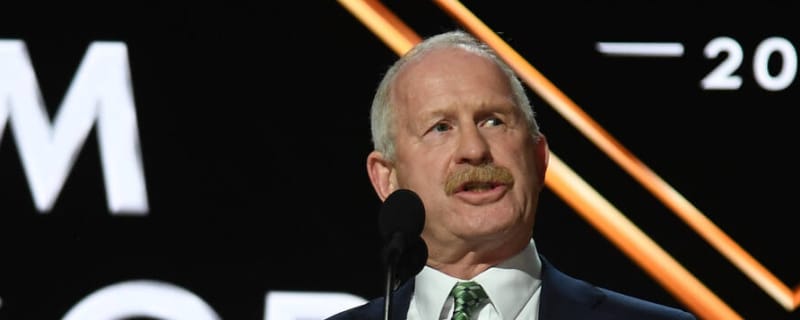 Stars' Nill wins NHL GM of the Year for second straight season