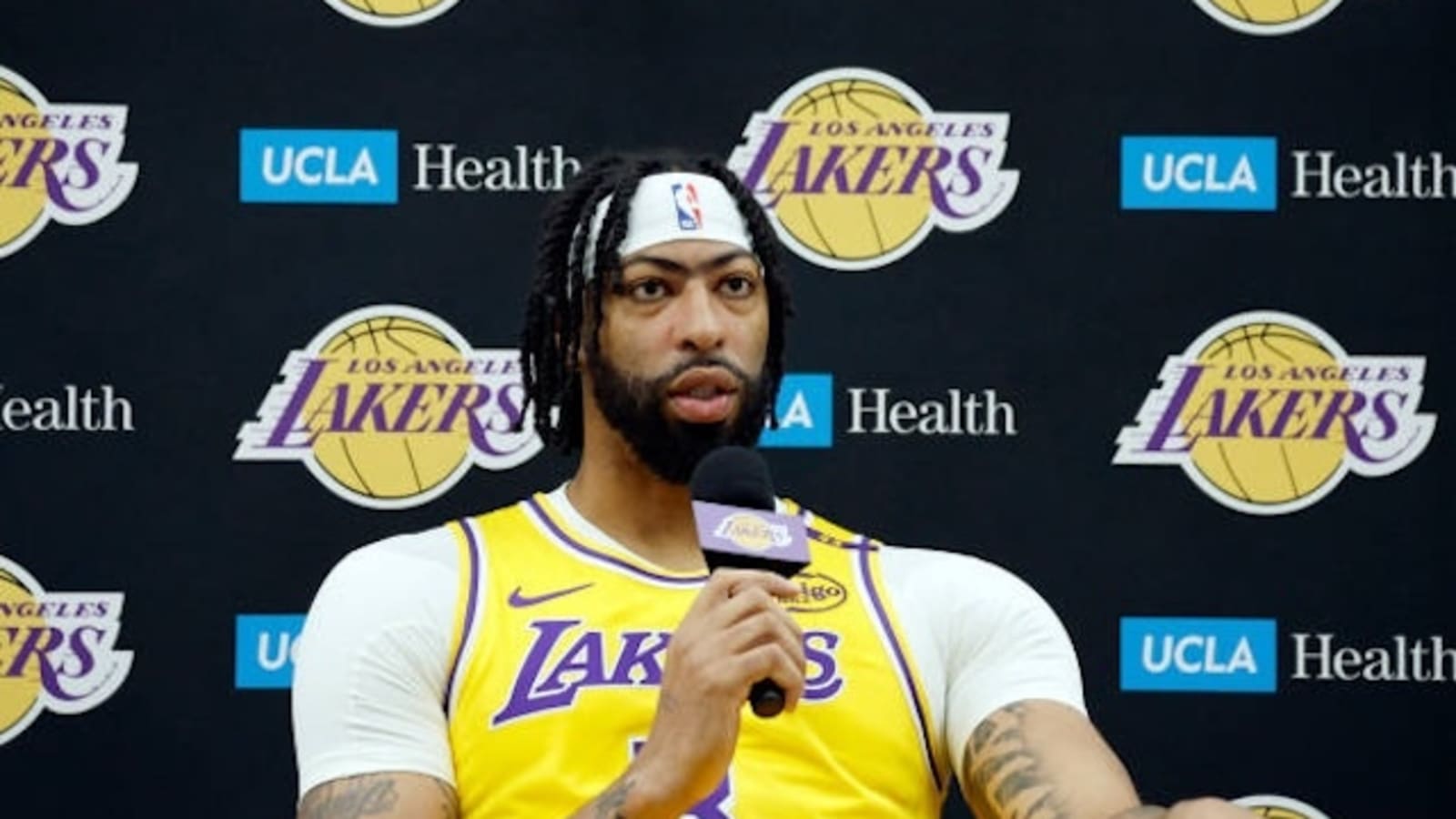  JJ Redick Clarifies Comments About Empowering Anthony Davis To Win Awards