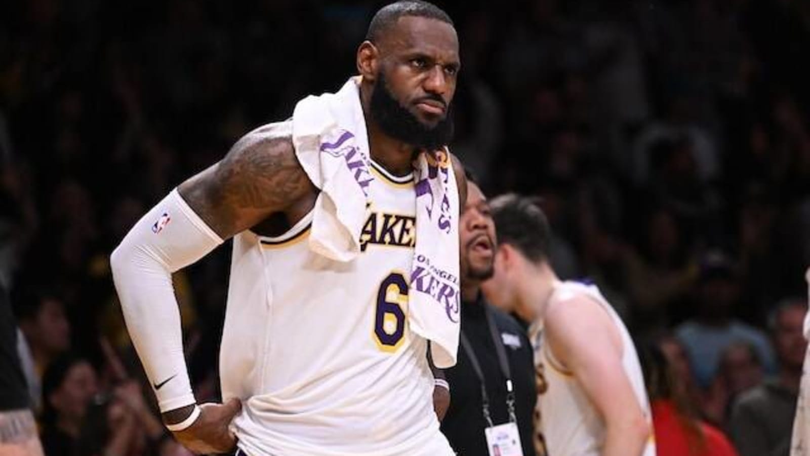  LeBron James Stresses Need To Be Locked In Defensively Vs. Timberwolves