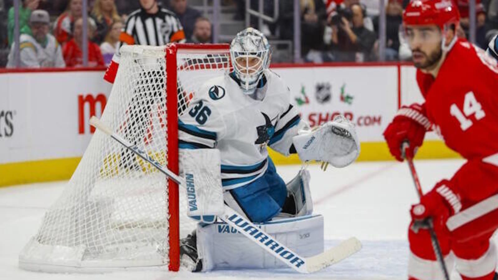 NHL Rumors: Who is in the market for a goaltender, and who could be available?