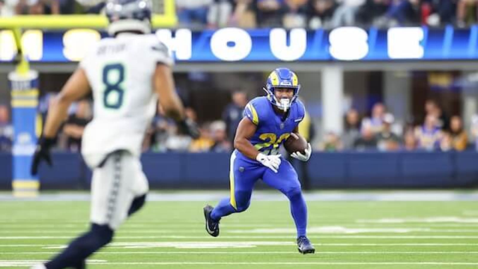 Rams Re-Sign Ronnie Rivers To 1-Year Contract
