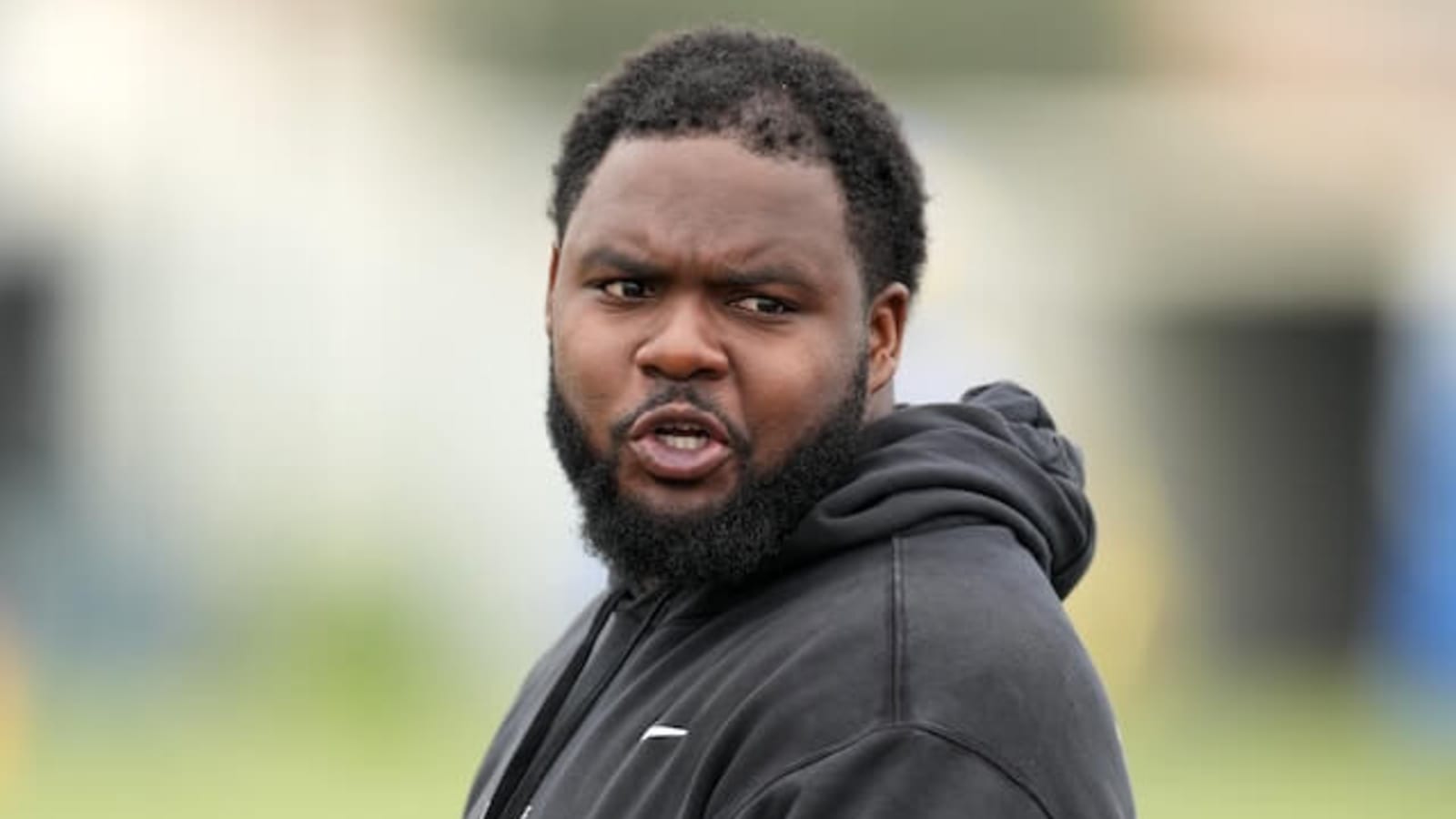  Panthers Hire AC Carter As New OLB Coach