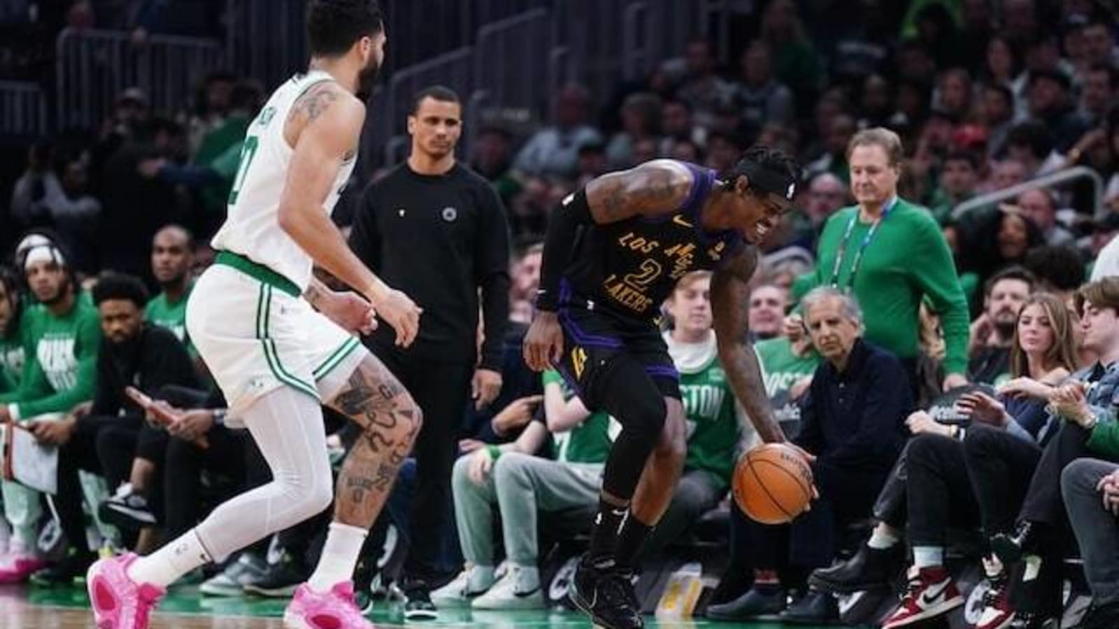  Jarred Vanderbilt Leaves Game Against Celtics With Right Foot Soreness
