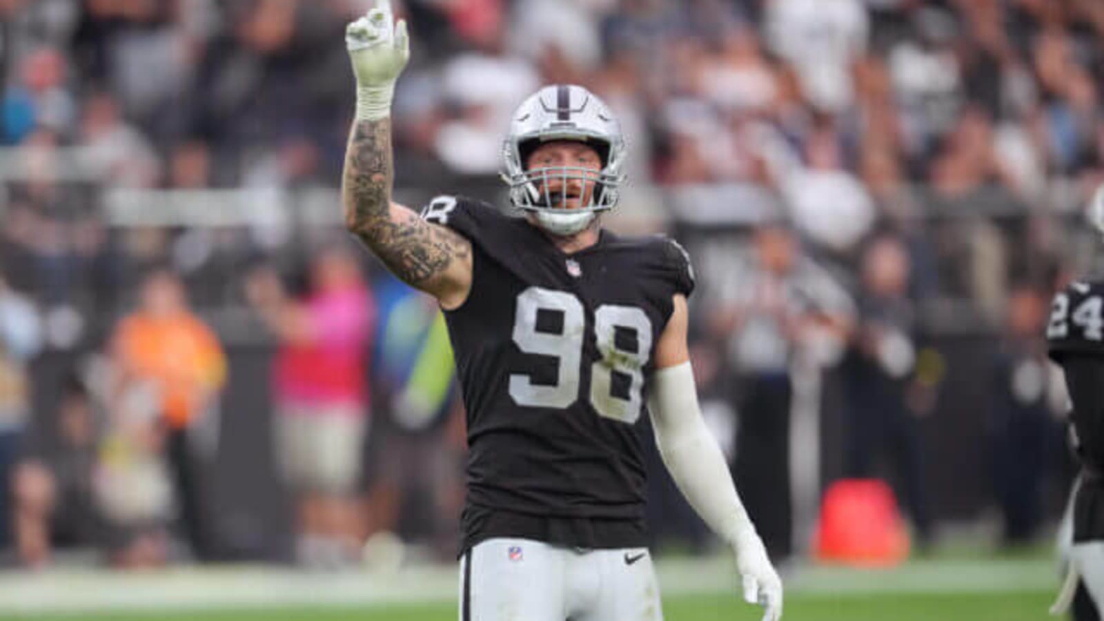 Las Vegas Raiders defensive end Maxx Crosby (98) lines up against the  Indianapolis Colts during the