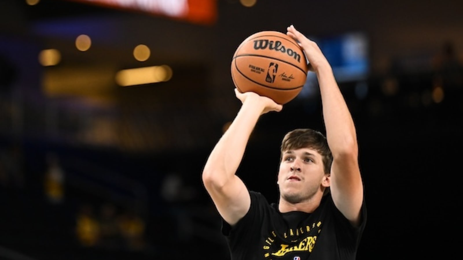  Austin Reaves Day-To-Day With Sore Ankle
