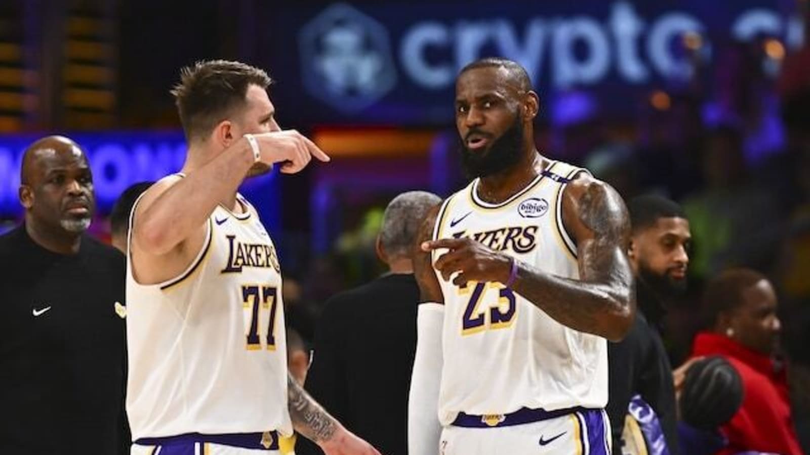 Blake Griffin Believes Lakers Can Be Contenders With Luka Doncic & LeBron James